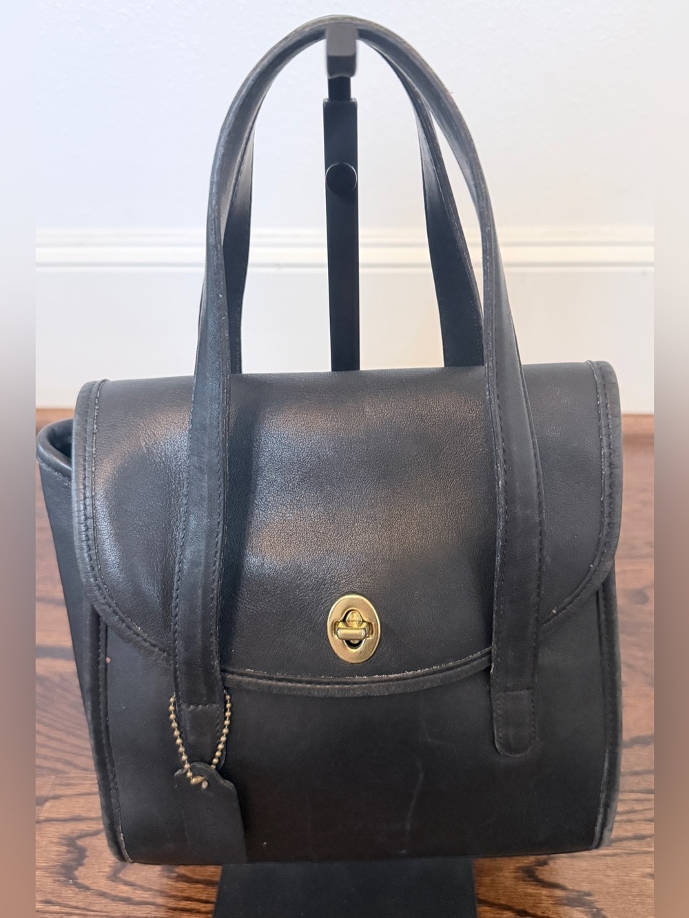 Vintage Coach 9088 Belmont - Black
